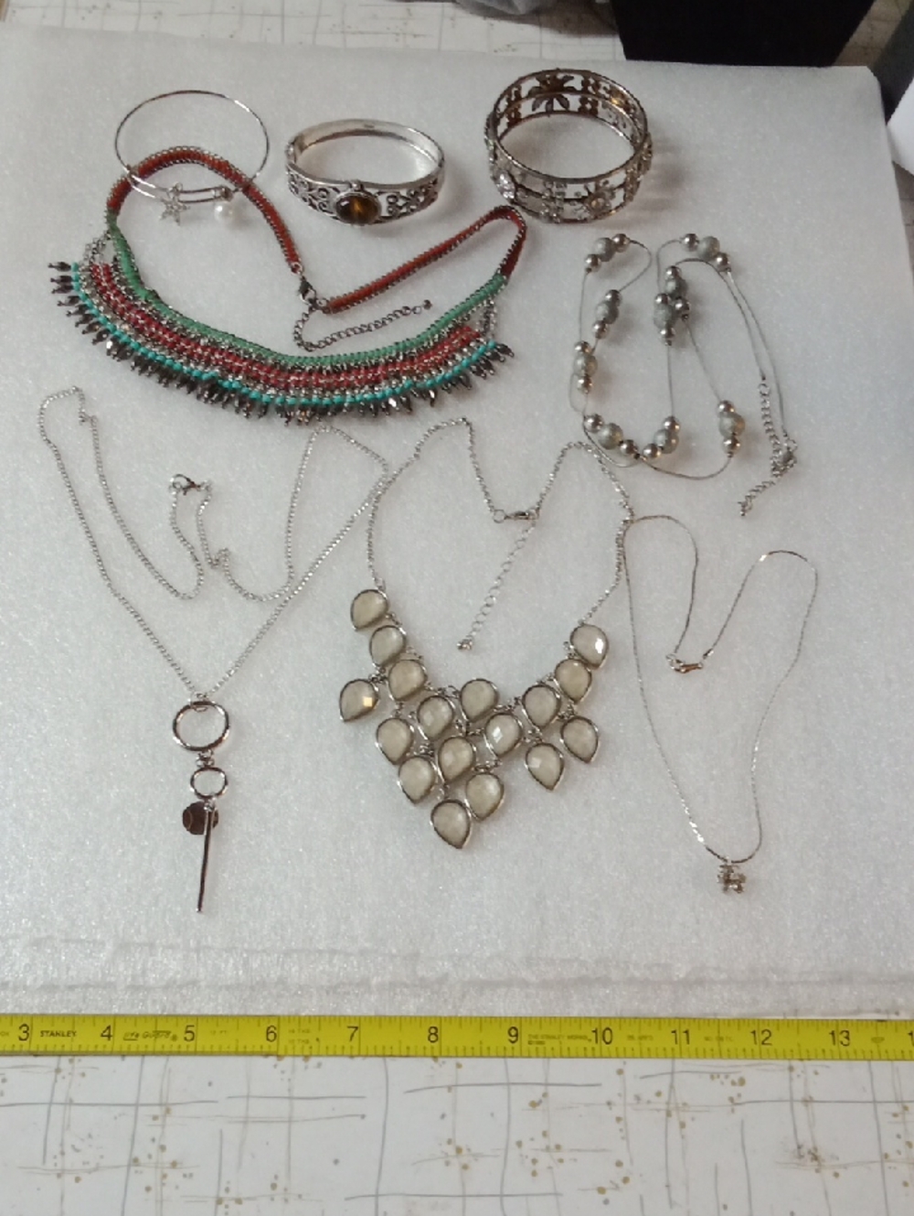 8 Piece Bundle #A473